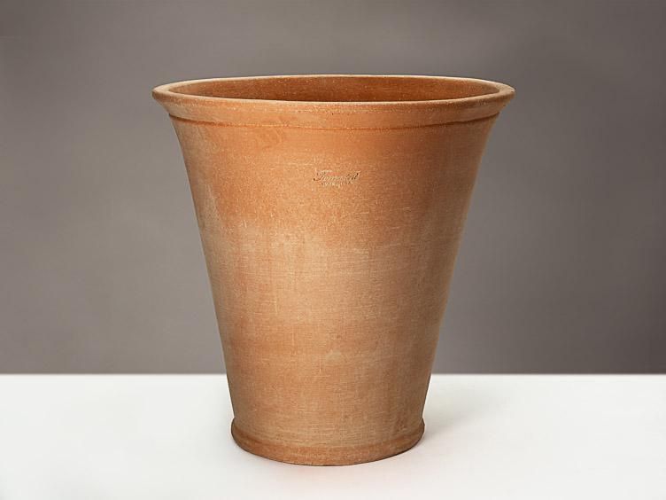 Blumentöpfe: Terrakotta-Blumentopf mit leicht konischer Form – Neu und originalverpackt aus Niederrohrdorf von makrea.