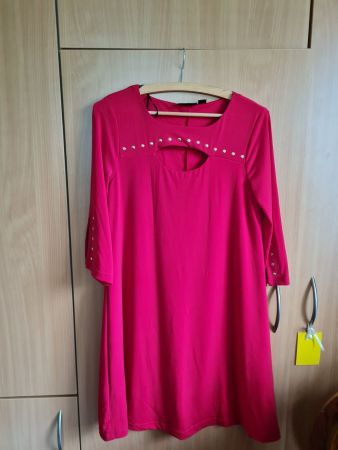Neues Kleid Rot Gr.M