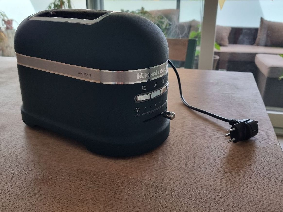 Kitchenaid Appareils de cuisine: KitchenAid Artisan Toaster – D'occasion à Seon par and_2gxy 1