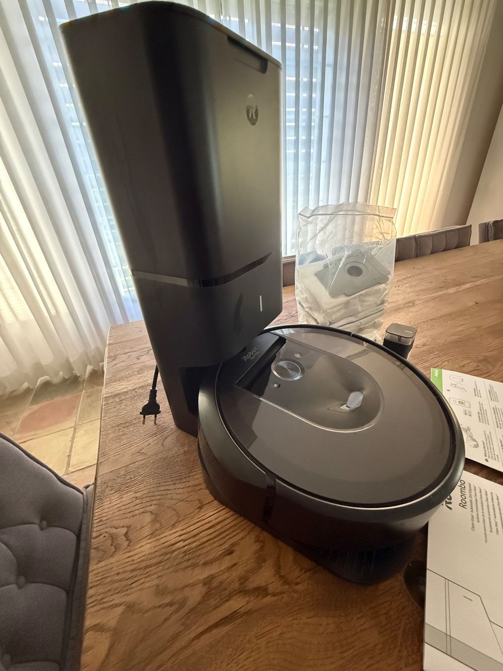 Irobot Staubsauger & Zubehör: iRobot Roomba Saugroboter mit Ladestation – Gebraucht aus steinen von Nayabloom84 3