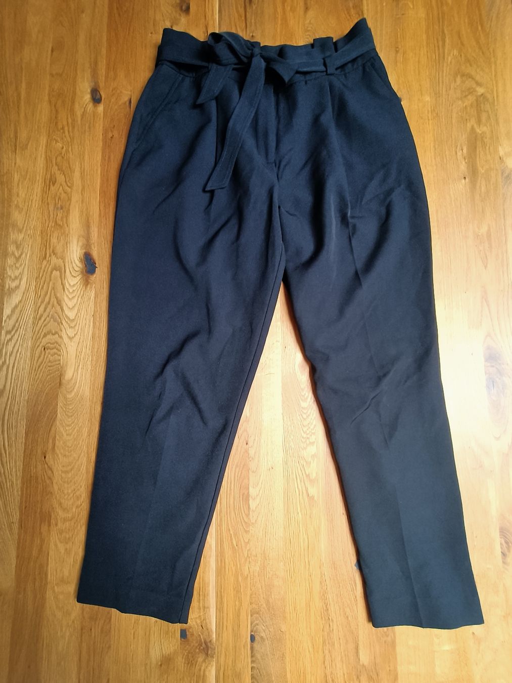 New Look Pantaloni: Hose Gr.40 – Usato da Tafers venduto da ali_v7sq