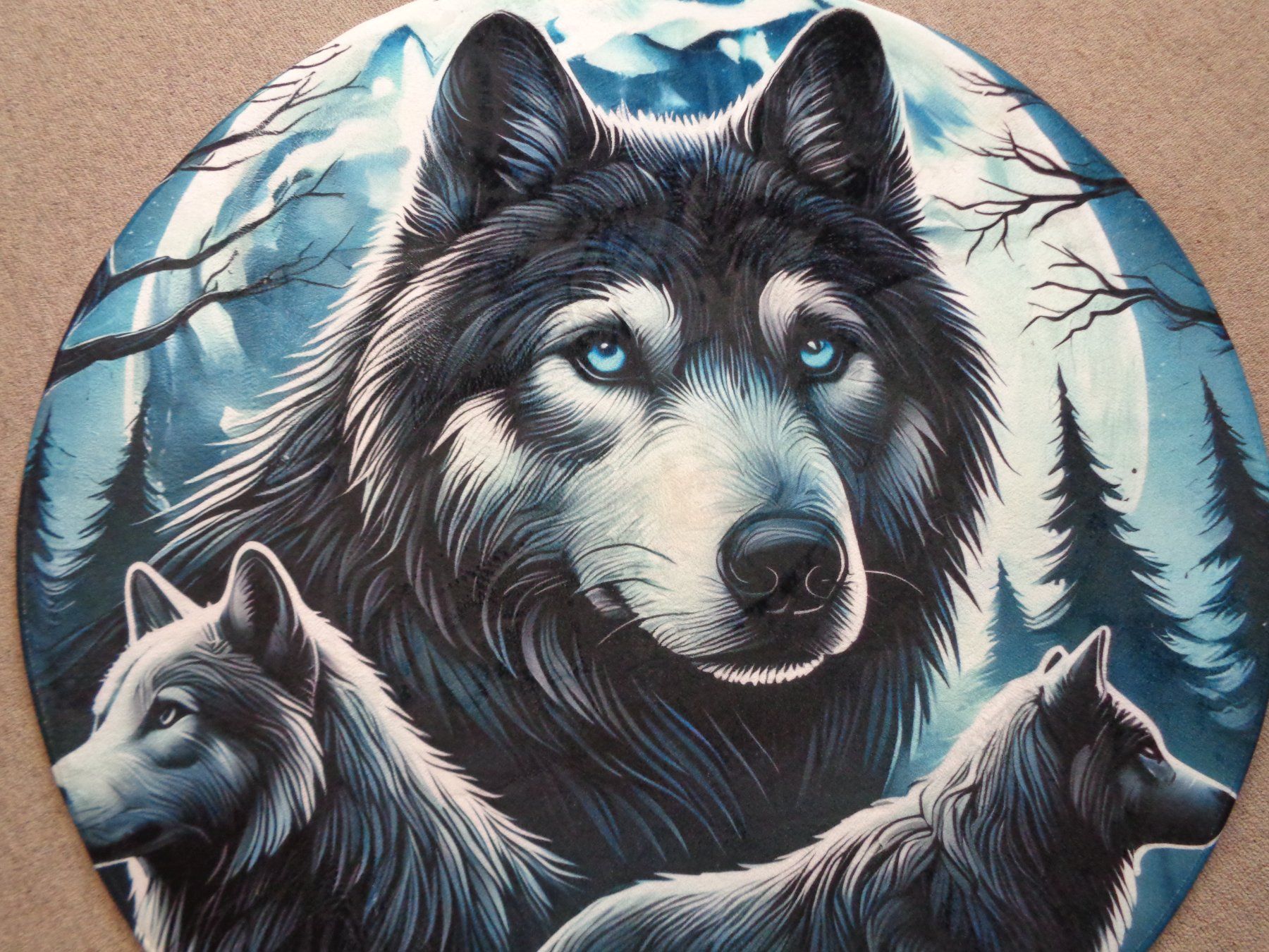 Tappeti: Teppich mit Wolf (Ø 117 cm) – Nuovo (secondo la descrizione) da Langenbruck venduto da Gumsi 2