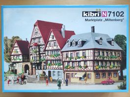 Marktplatz "Miltenberg", Bausatz von Kibri N, Fabrikneu