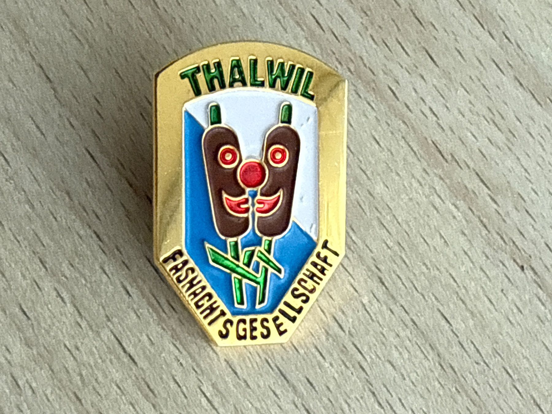 Placchette & Badge: Pin Fasnachtsgesellschaft Thalwil – Usato da Glattbrugg venduto da Schweigmatt