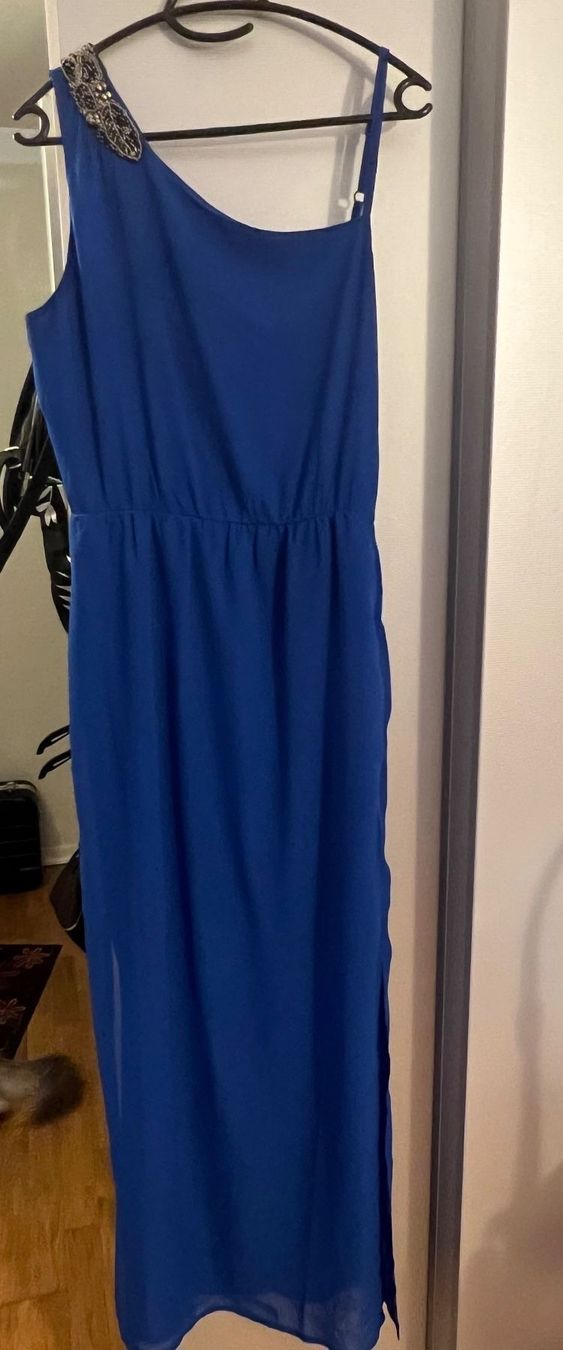 Vestiti: schönes blaues elegantes Kleid – Nuovo (secondo la descrizione) da Meilen venduto da gio_xlz7 1