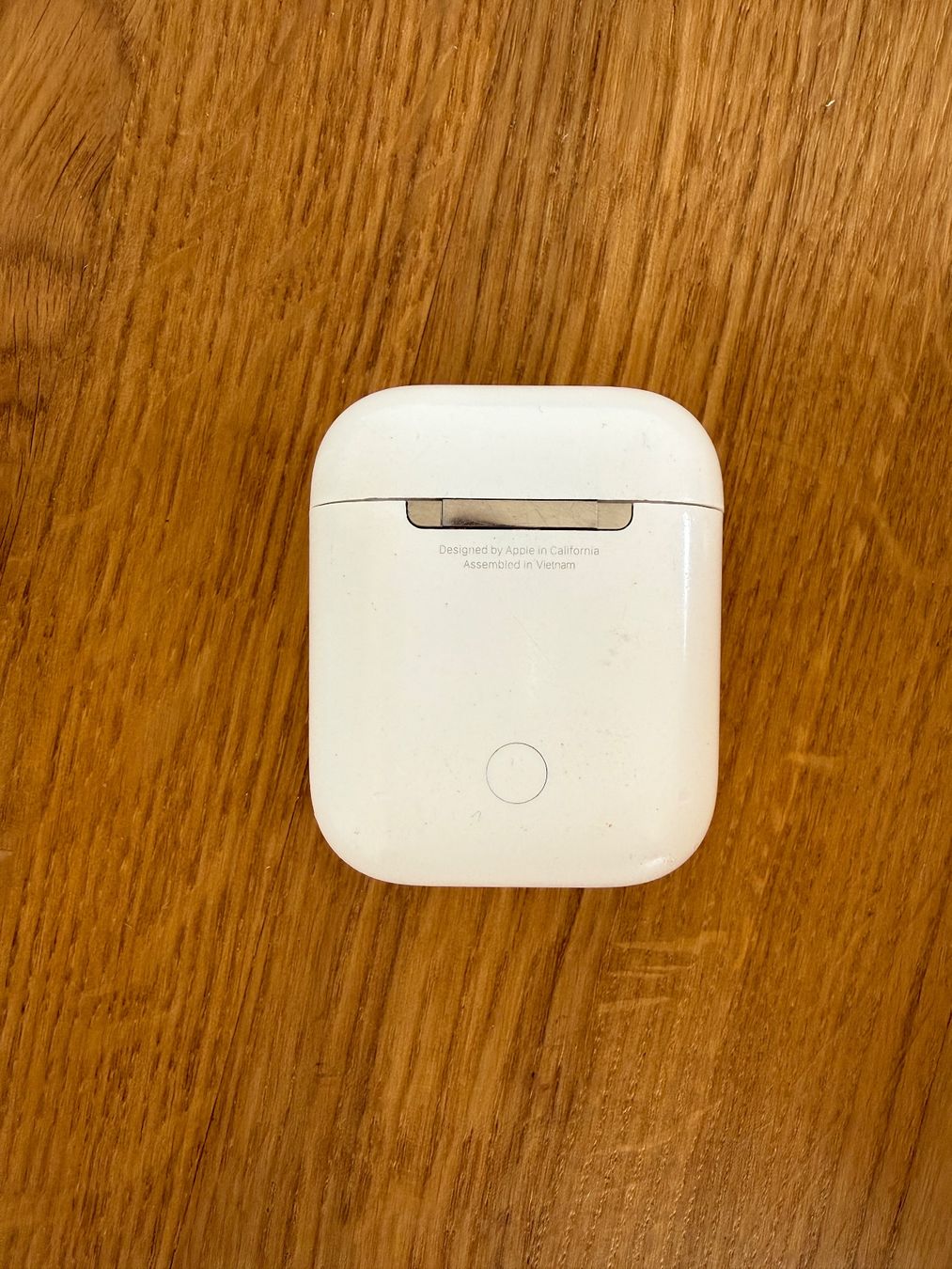 Apple Cuffie: APPLE AirPods 2 Charging Case – Usato da Lausanne venduto da Nine1982 5