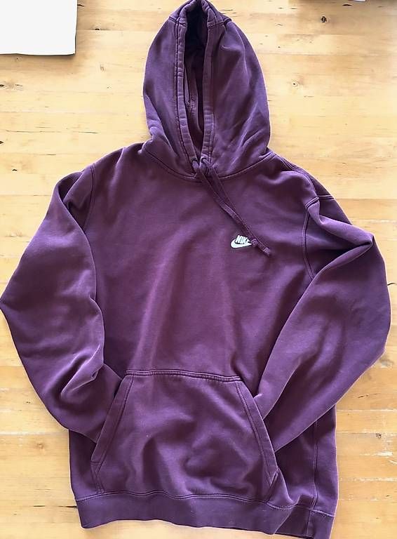 Nike Maglioni & Felpe: Nike Pullover – Usato da Wilen b. Wil venduto da liv_8