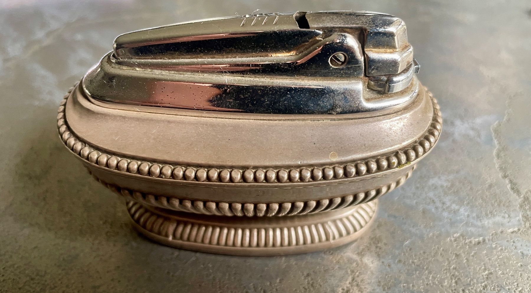 Ronson Accendini: Tischfeuerzeug Ronson versilbert Vintage – Usato da Volketswil venduto da rubin74