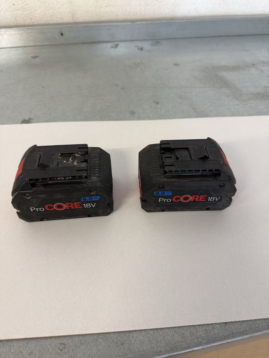 Bosch Caricatori & Batterie: DEFEKTE Bosch Procore 18V Akkus  – Difettoso da Märstetten venduto da Lehnik