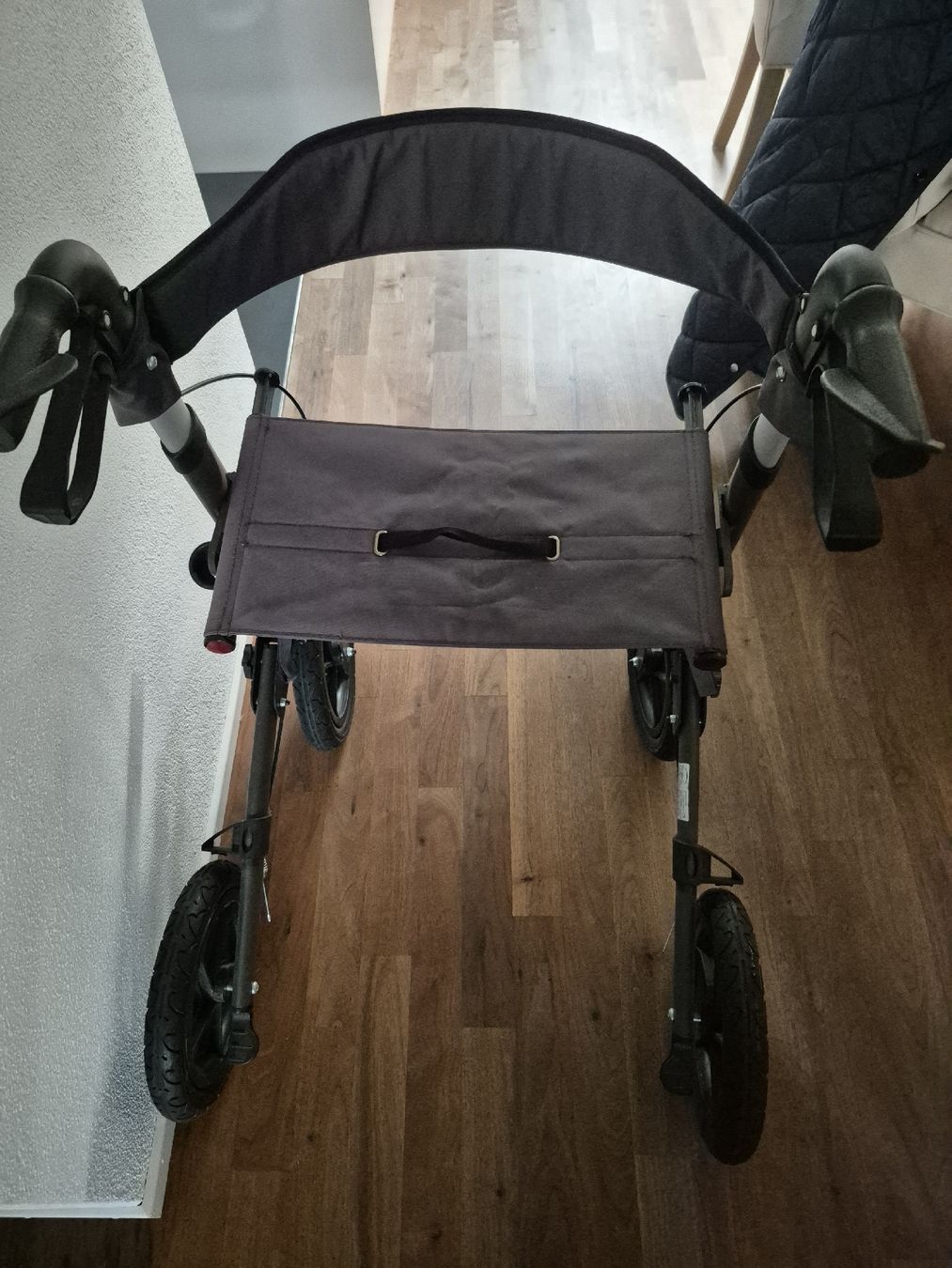Ausili per la deambulazione: Segler Rollator Air – Usato da Immensee venduto da Ginamaria7 1