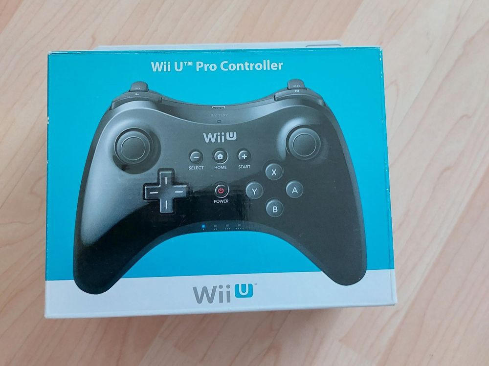 Wii U Pro Controller mit original verpackung Kaufen auf Ricardo
