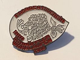 1 Pin Fasnachtsverein Ara-Schnüffler Worblaufen