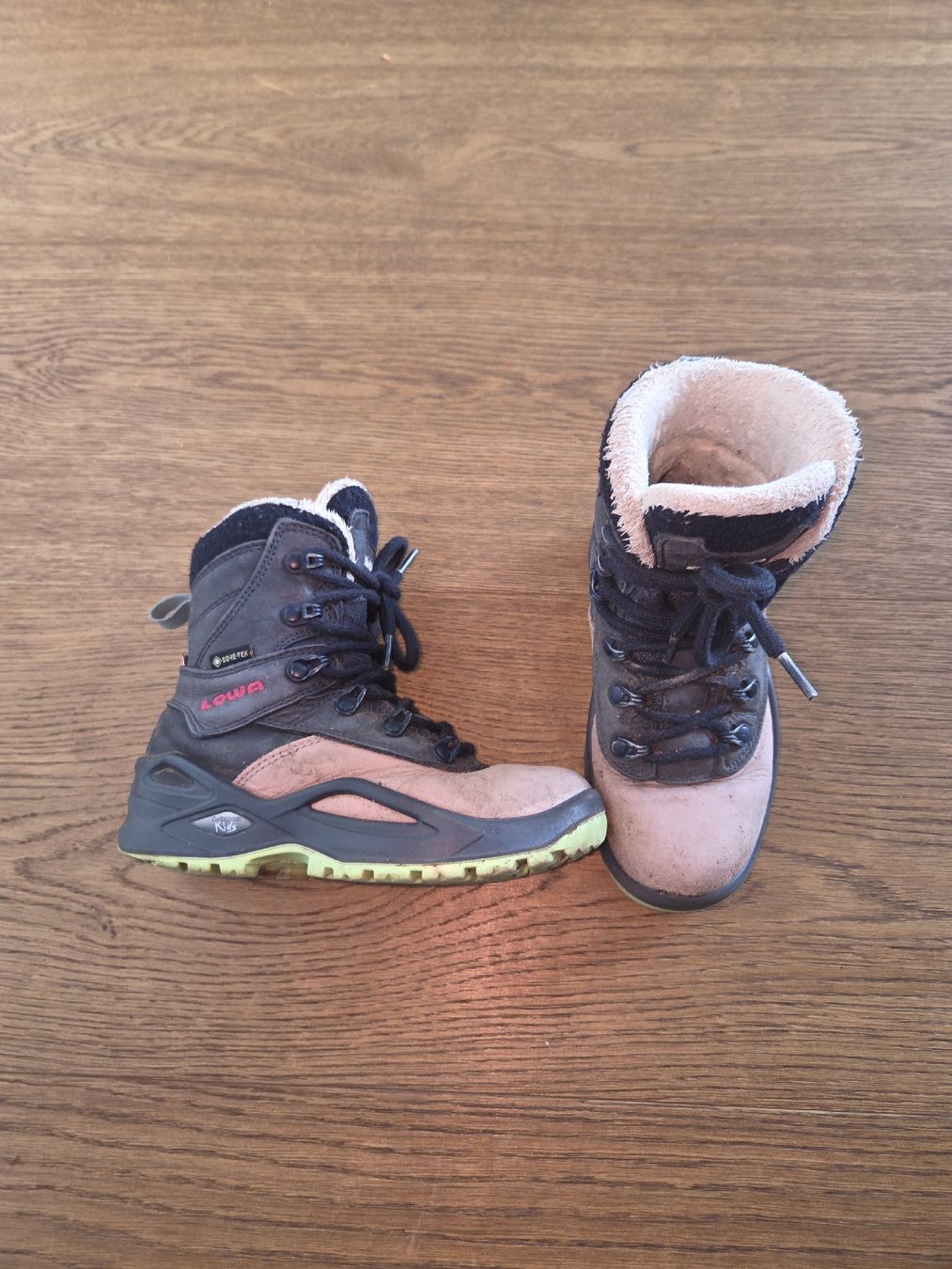 Lowa Scarpe per ragazzi: Lowa Winterschuh Gr.30 – Usato da Teufen AR venduto da NoraRothm