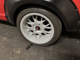 neue Toyo Reifen 195/45R14 auf 8“Felgen