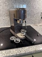 Delonghi Dedica Siebträger Kaffeemaschine