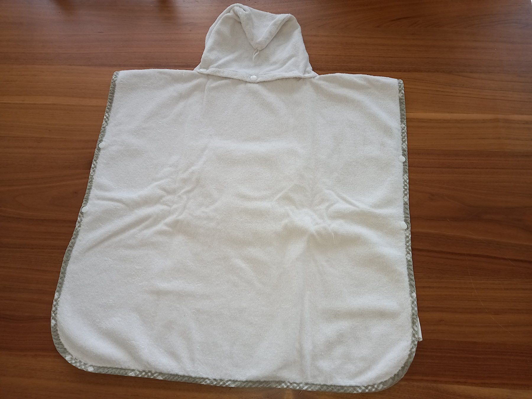 Accappatoi: Badeponcho – Usato da Lengnau AG venduto da Mefari 1