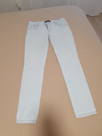 Jeans Miss Rich Grösse 44/XXL hellblau Neuwertig