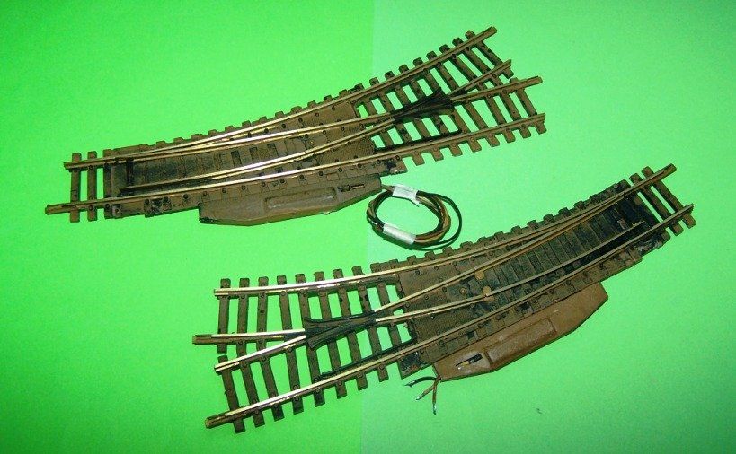 Fleischmann Modelleisenbahnen: Fleischmann H0 #6047 Bogenweichenpaar, elektr. Profil 2,7 mm – Gebraucht aus Brüttisellen von Rentner44zh 1