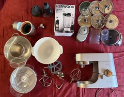 Kenwood Chef Titanium mit viel Zubehör