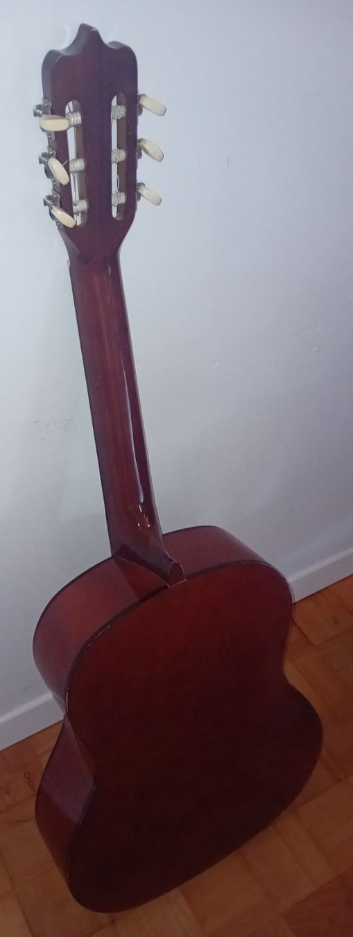 Musikinstrumente: Classical Spanish Nylon string Guitar Good USED Condition – Gebraucht aus Bern von This_that_other_all 5