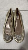 Badgley Mischka Embellished Flats - Size 39 - Gold
