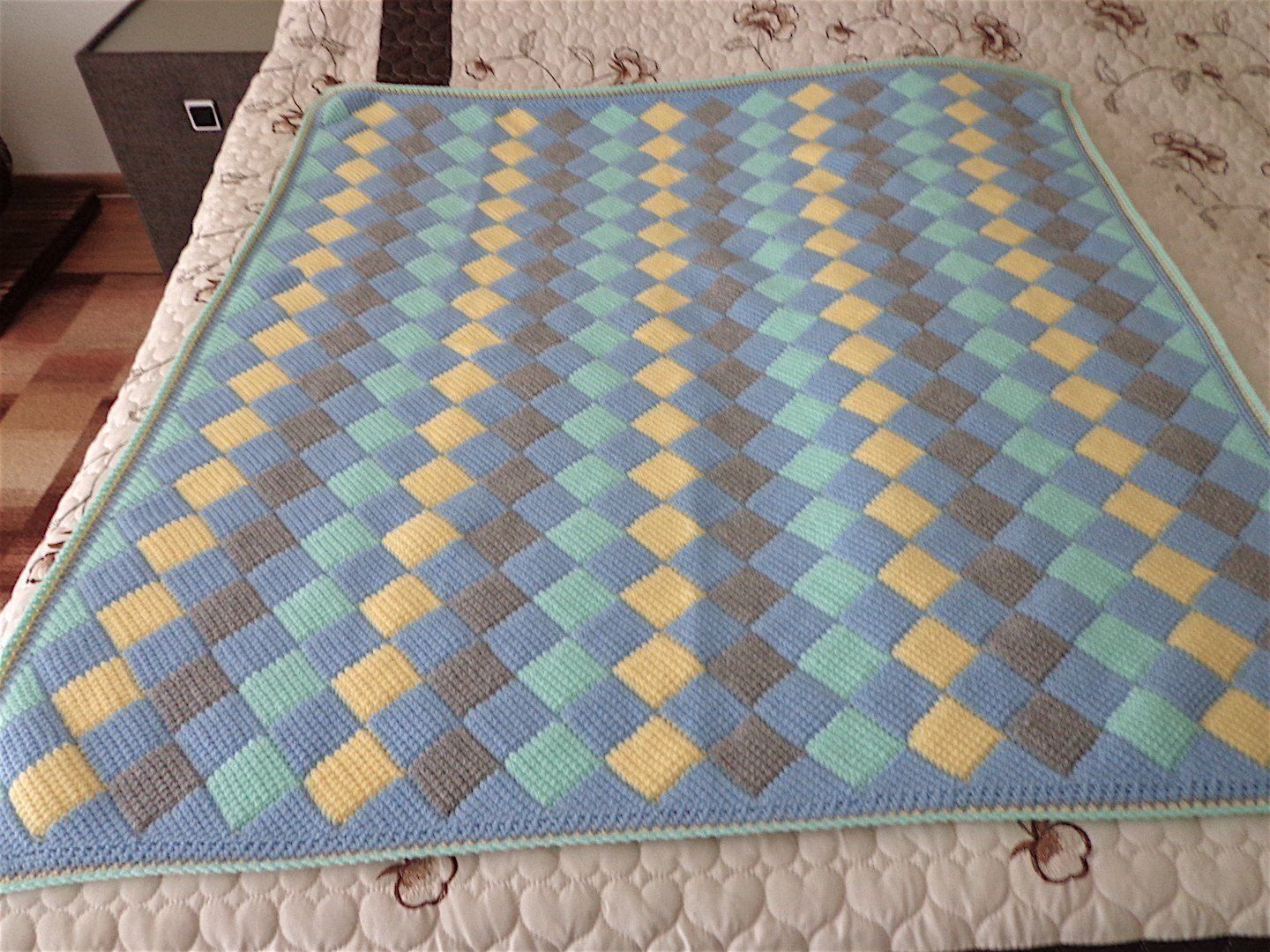 Coperte: BABYDECKE GEHÄKELT – Nuovo (secondo la descrizione) da Kreuzlingen venduto da Ylay