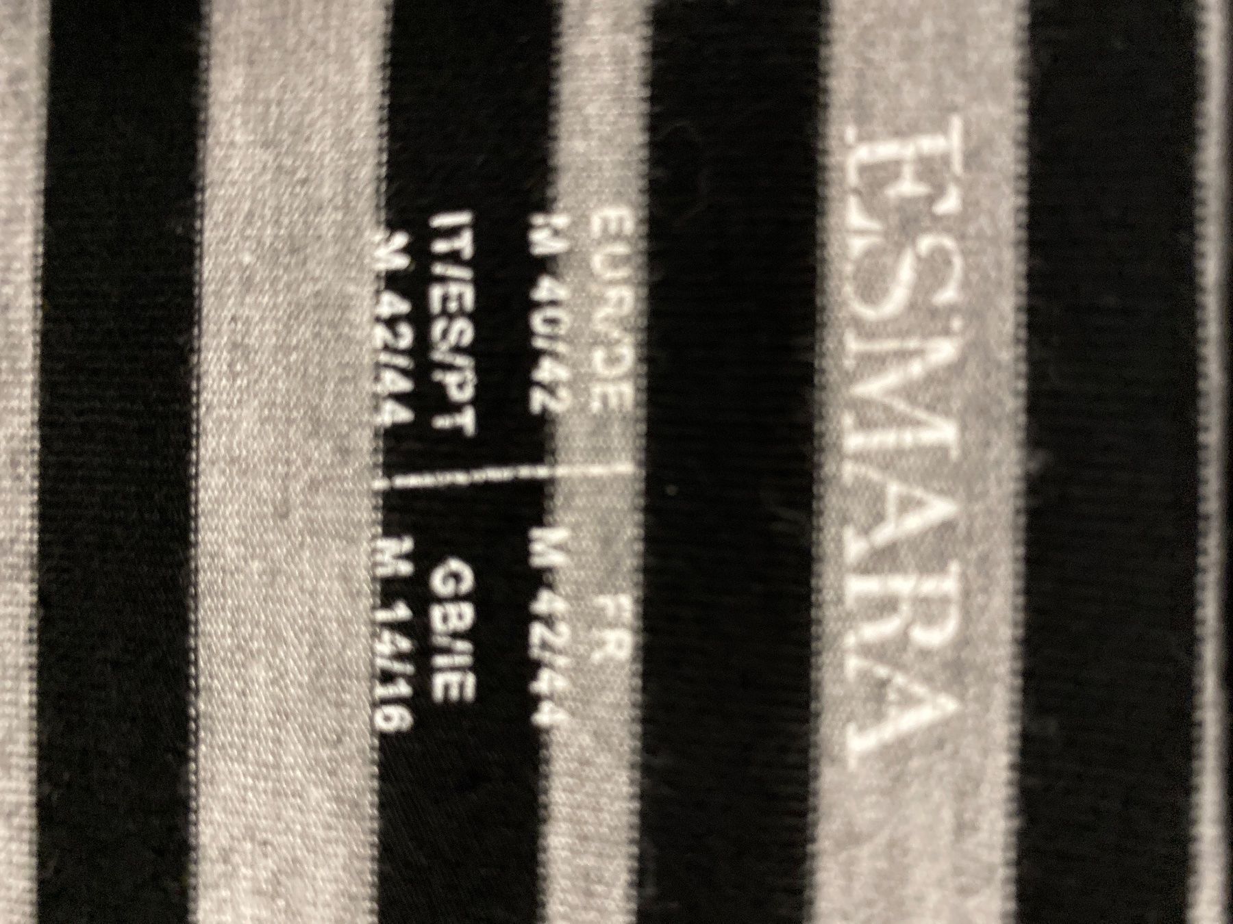 Kleider: Kleid Gr. 40/42, schwarz grau gestreift – Gebraucht aus Biel-Benken BL von PANORMUS 3