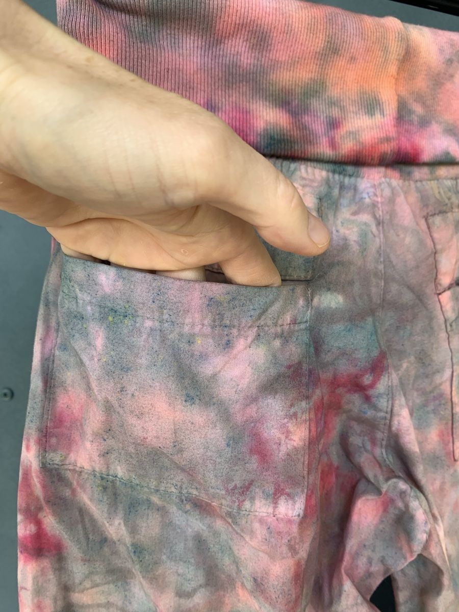 Pantaloni: Batik Hose Neu, Gr.M, Uster – Nuovo (secondo la descrizione) da Uster venduto da Flummi 3