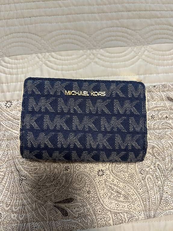 Portemonnaie: Porte-monnaie Michael Kors – Gebraucht aus Châtelaine von gar_fxl2