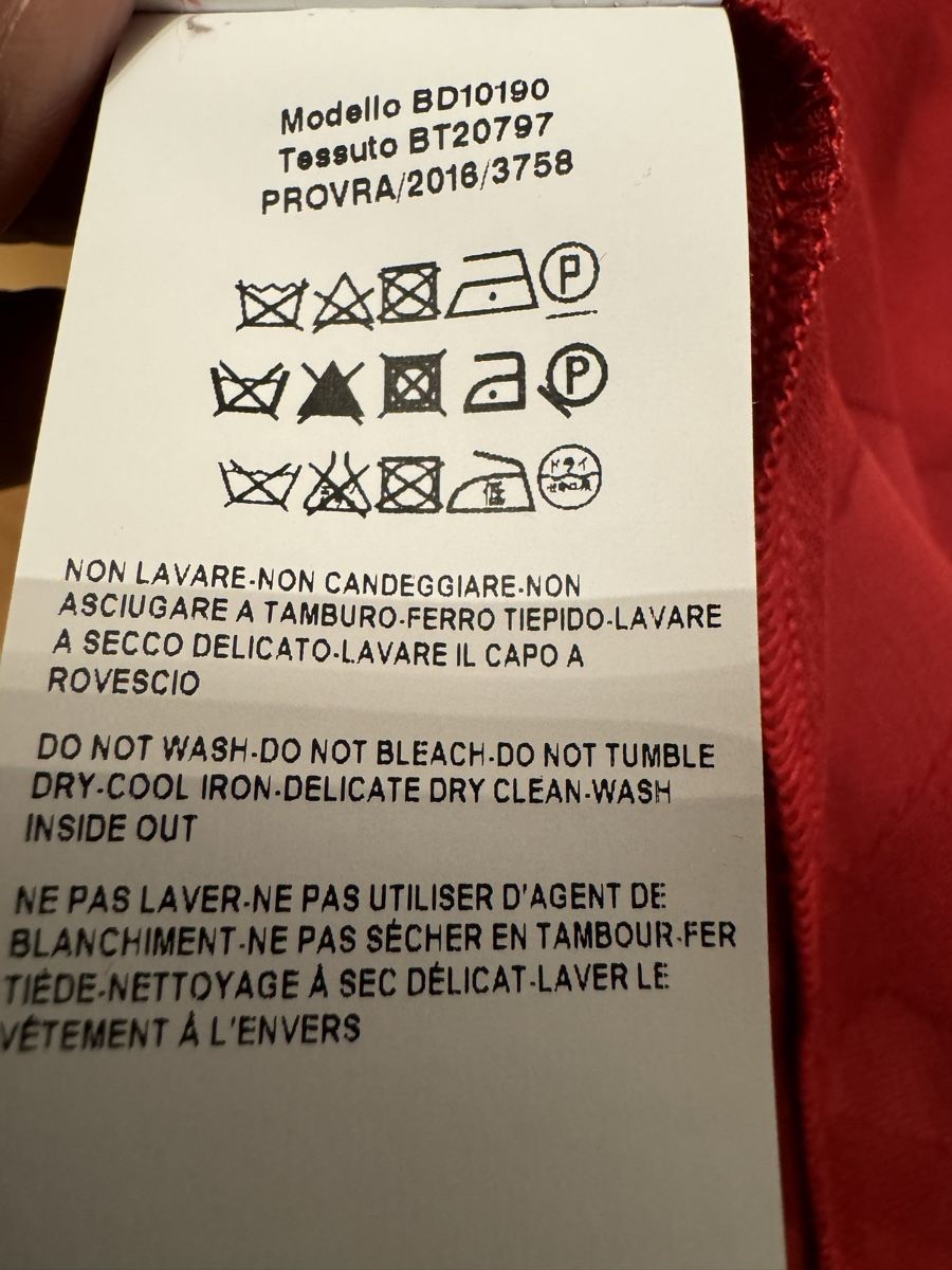 Versace Camicette: Versus Versace Damenbluse rot Grösse 42 – Nuovo e nell'imballaggio originale da Zell  ZH venduto da maria0100 4