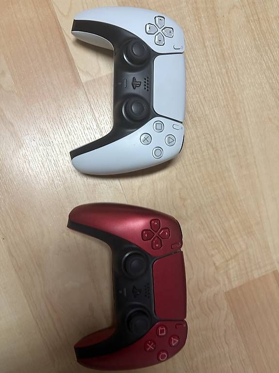Consoles: Ps5 + 2 controller – D'occasion à Haag (Rheintal) par bek_z2bq 2