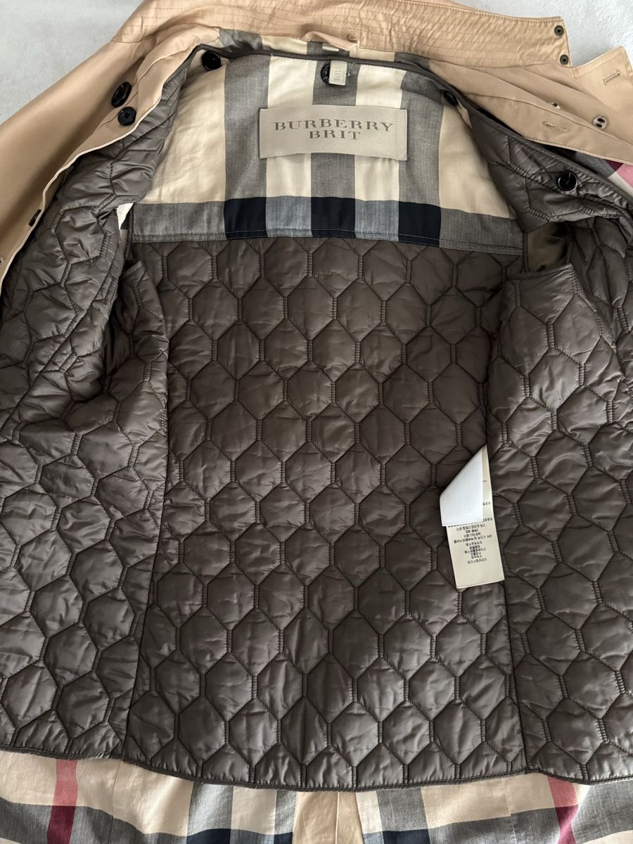 Burberry Manteaux: Burberry Trenchcoat – D'occasion à Steffisburg par laura_bazinga 4