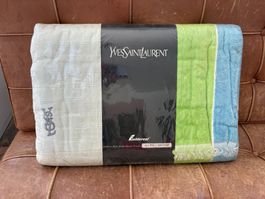 Yves Saint Laurent Badetuch Fieldcrest, neu originalverpackt