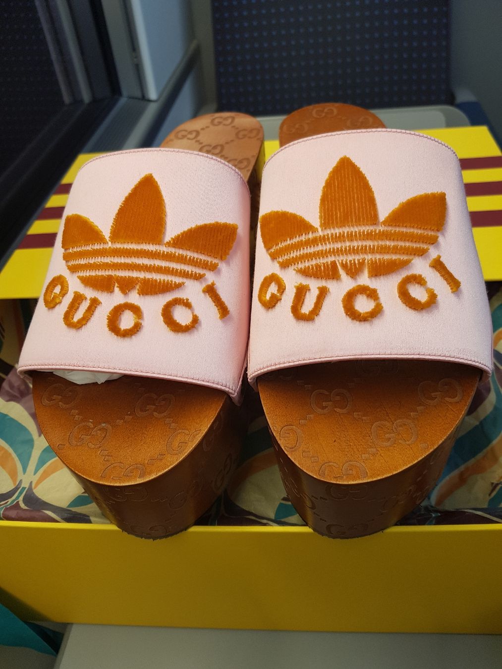 Gucci Scarpe da donna: Mules Gucci – Nuovo e nell'imballaggio originale da Genève venduto da Cinely
