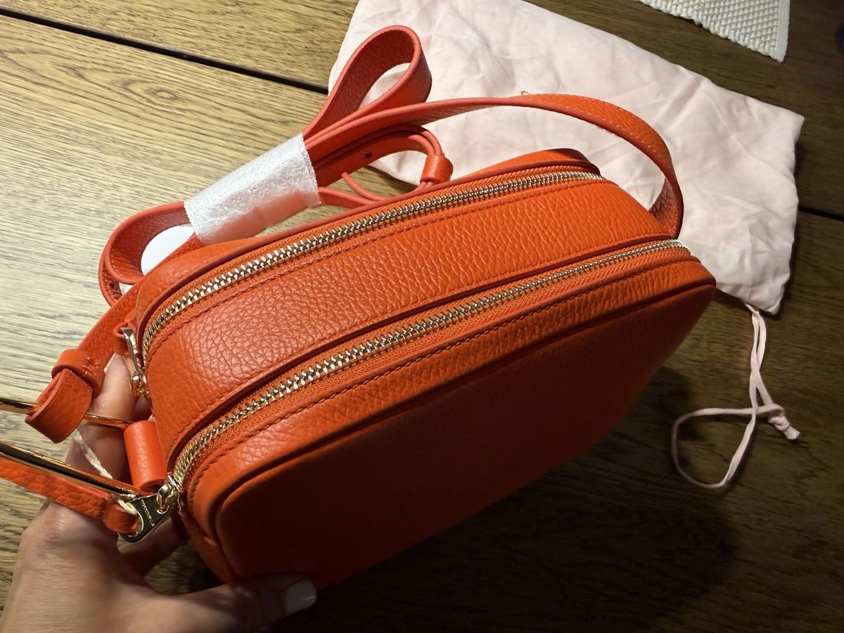 Coccinelle Taschen für Damen: New COCCINELLE Malory bag – Neu und originalverpackt aus Zug von Nat.yushkevich 2