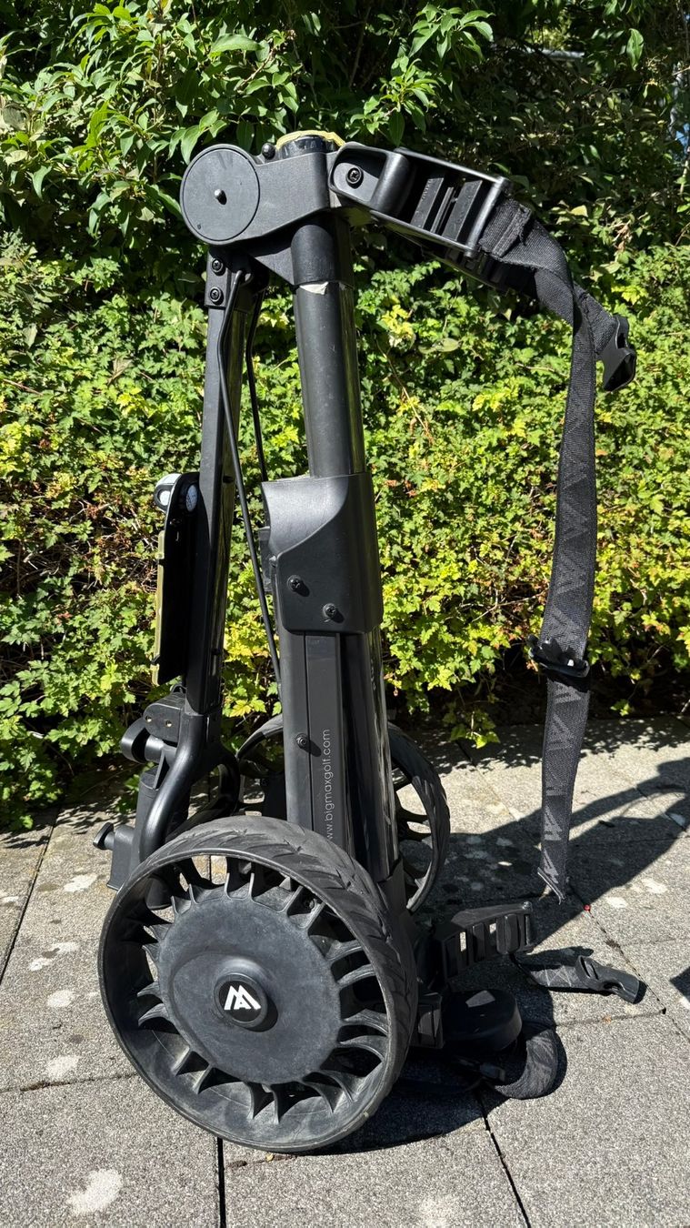 Mazze & Set: Golfset mit e-Trolley Pro (elektrisch) – Usato da Ersigen venduto da Steinwell 3