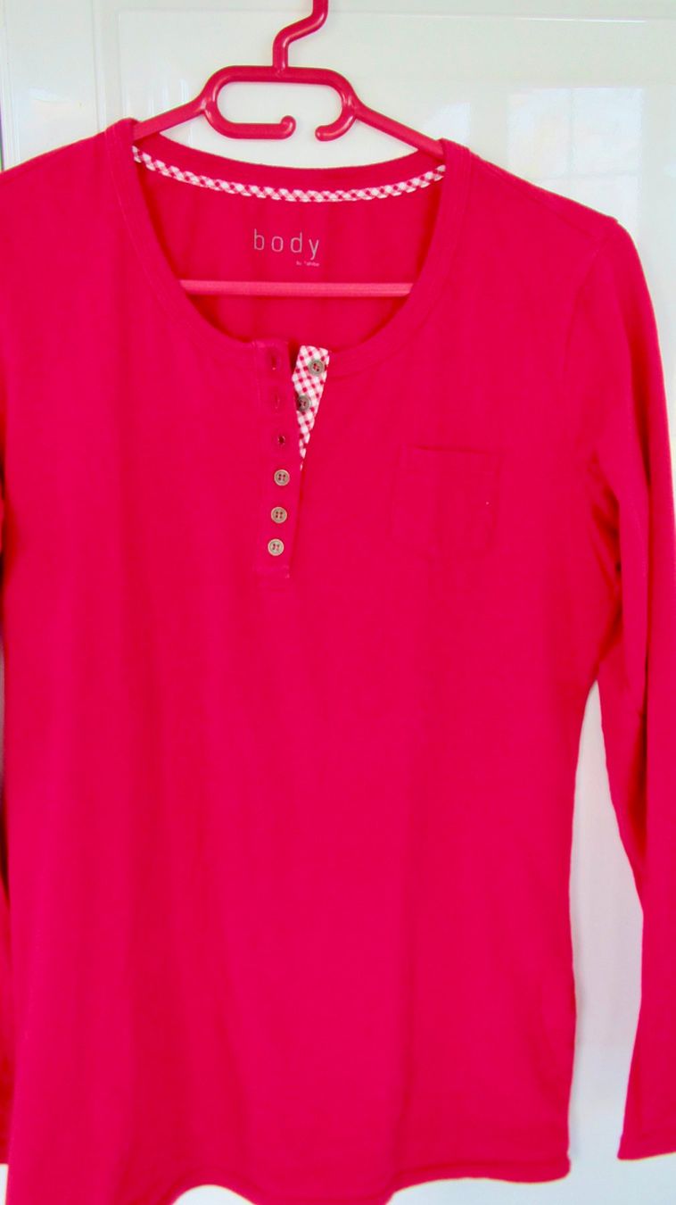 Tchibo T-shirt: PULL BODY BY TCHIBO – Usato da Murten venduto da Selliot