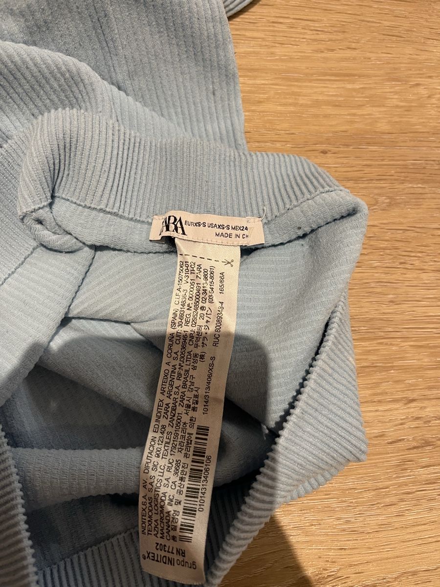 Zara Lots de vêtements: Zara Ribbed Activewear Set, Size XS, Light Blue – D'occasion à Zürich par Isabella123 1