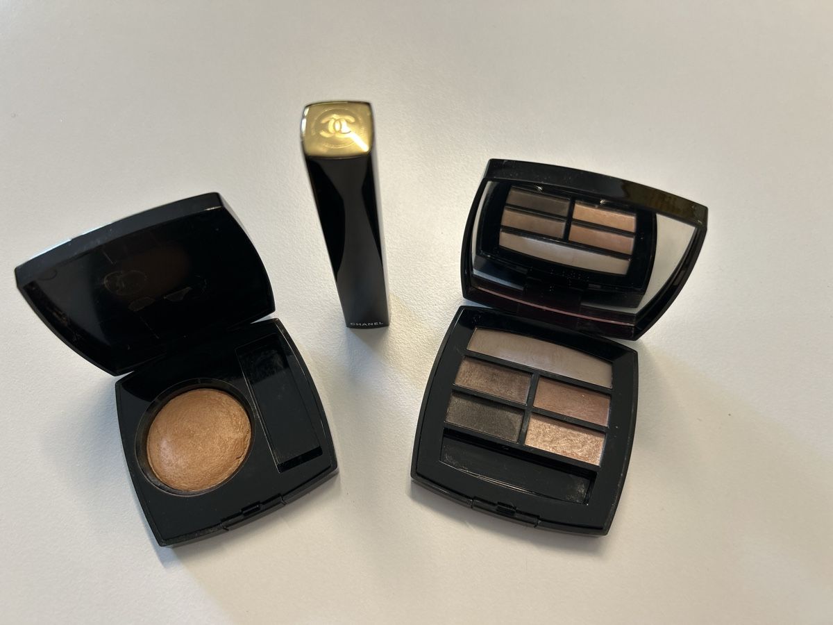 Chanel Make-up: Lot de maquillage CHANEL – Usato da Genève venduto da donpepe10