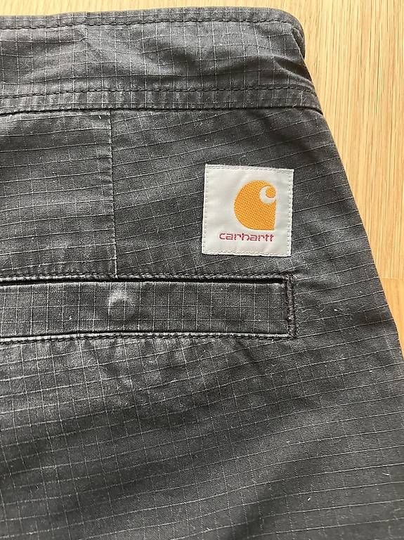 Hosen: Pantalons Carhartt – Gebraucht aus Bussigny von all_7l88 2