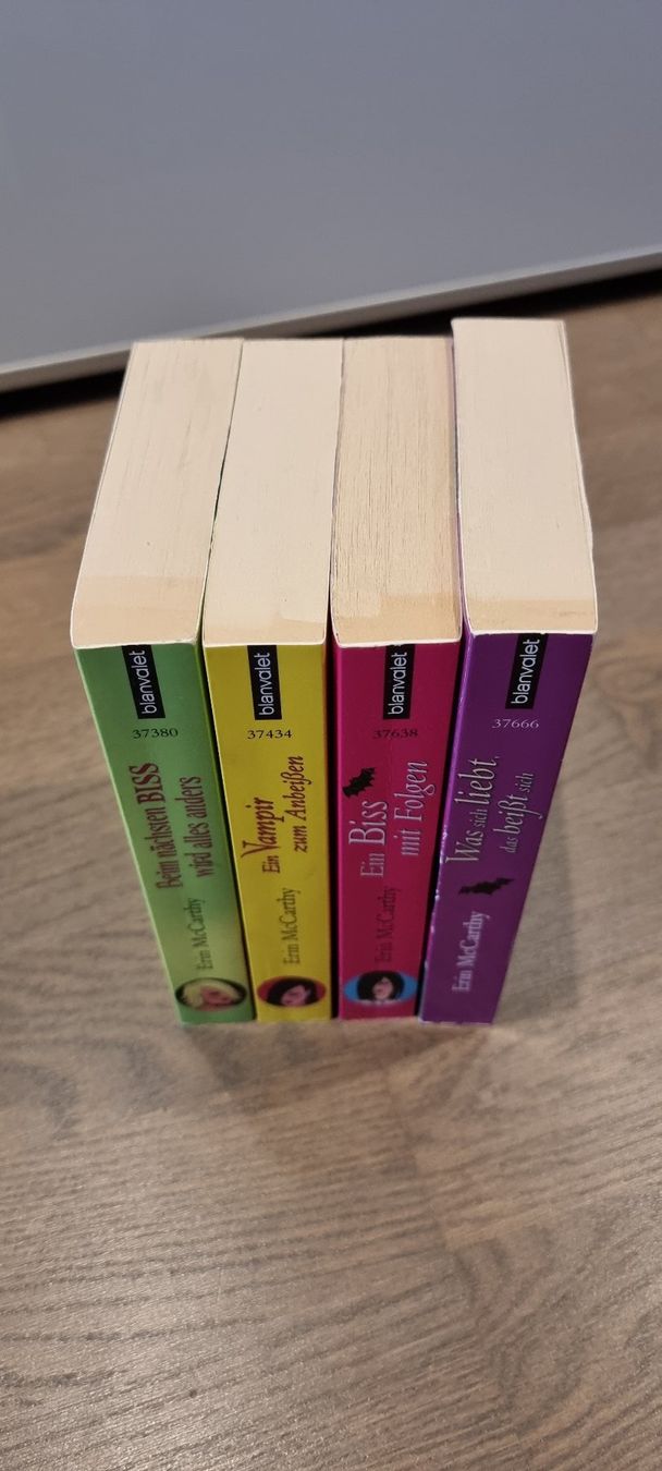 Bücher: The Vegas Vampires -  Erin McCarthy – Gebraucht aus Hinterforst von impatiently 2