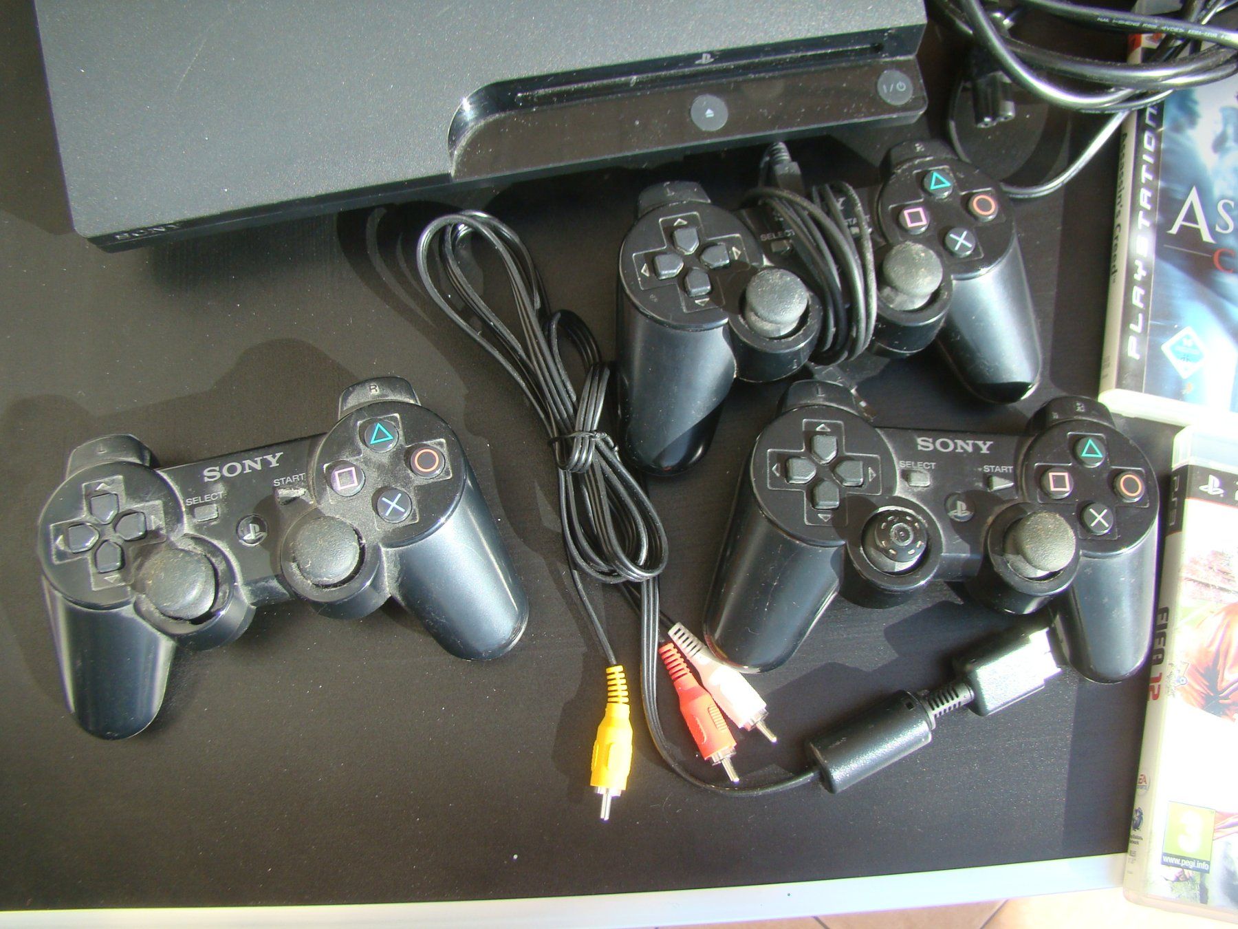 Sony Console: PS3 inkl. 3 Controller 2 Spiele und etwa 45 PC Spiele – Usato da Walzenhausen venduto da Vanquish711 1