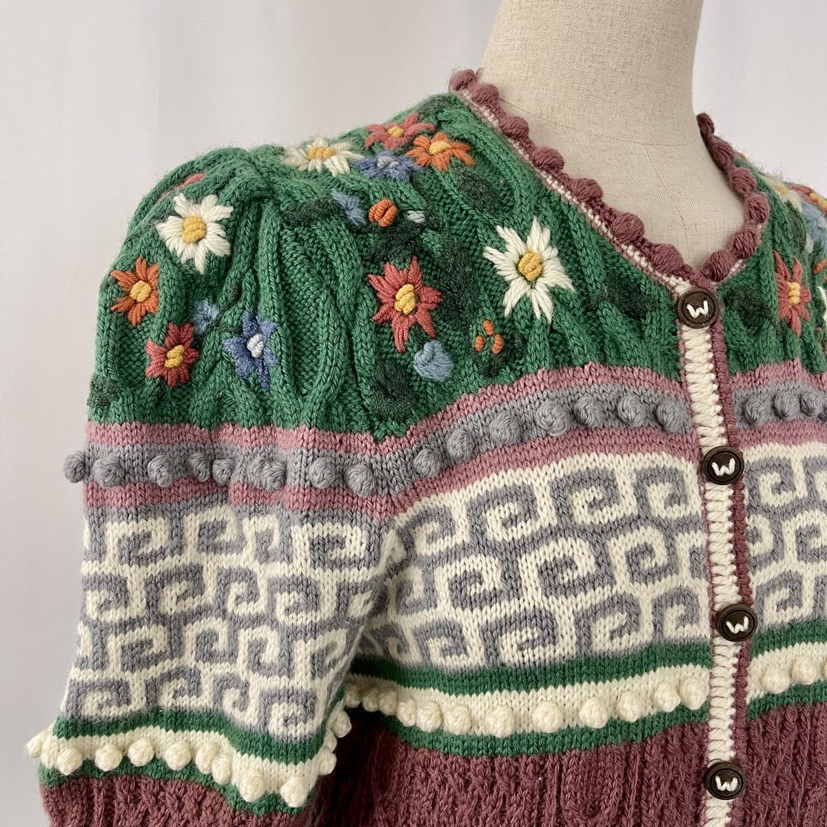 Maglioni & Felpe: WOLKENSTRICKER Handwoven Embroided Cardigan – Nuovo (secondo la descrizione) da Emmen venduto da Avviivva_Com2023 1