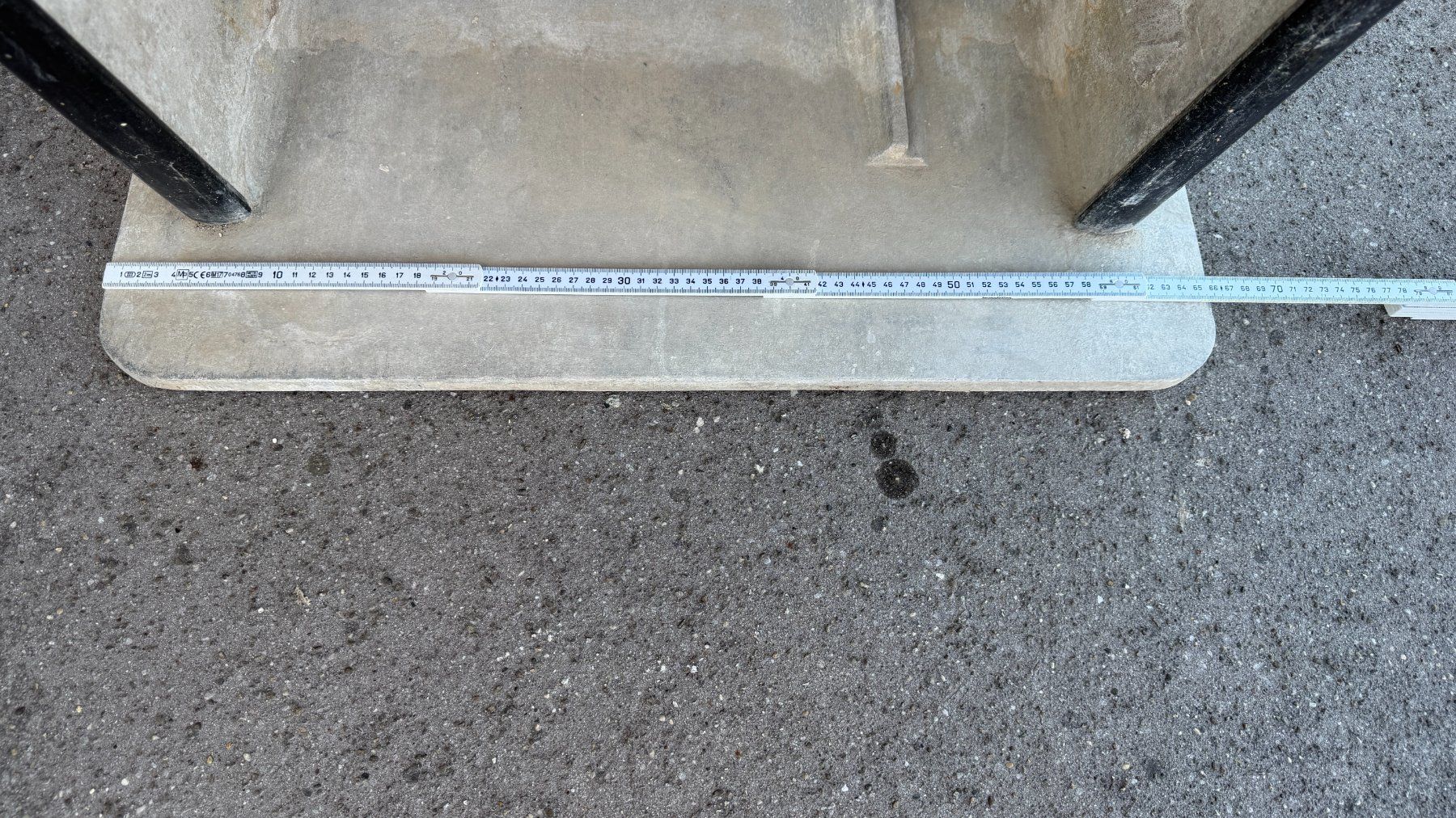 Spülbecken & Waschbecken: Grosser und massive Waschtrog für Waschküche oder Stall – Gebraucht aus Huttwil von Thoste 5