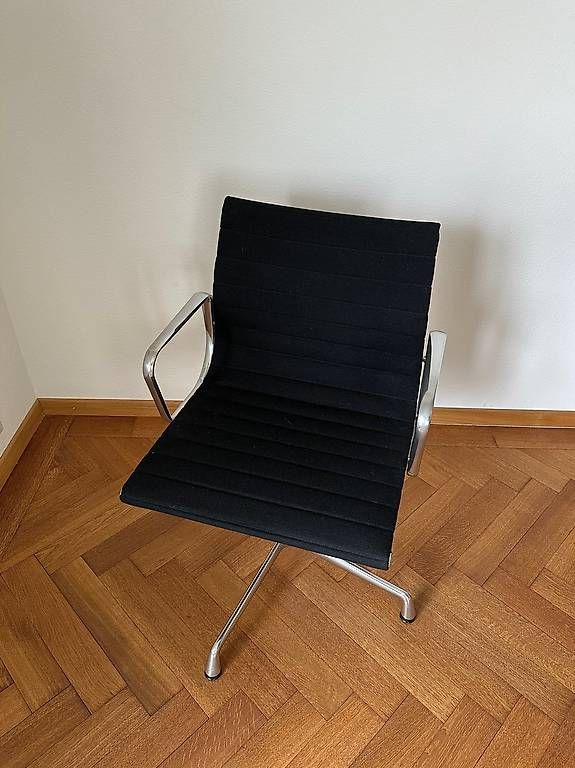 Vitra Stühle: Vitra Eames Chair EA 104 – Gebraucht aus Wangen b. Olten von Peter_X 2