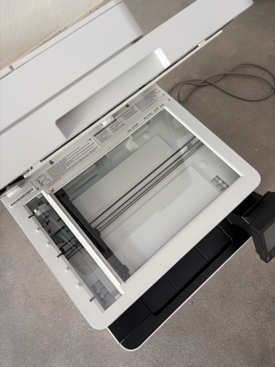 Canon Stampanti: Canon i-SENSYS MF643Cdw – Usato da Wettingen venduto da vikivi 1