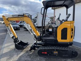 Bagger 2.5T GANZ NEU 2025 – nur 10 Std, 3 Löffel + Schnellwe