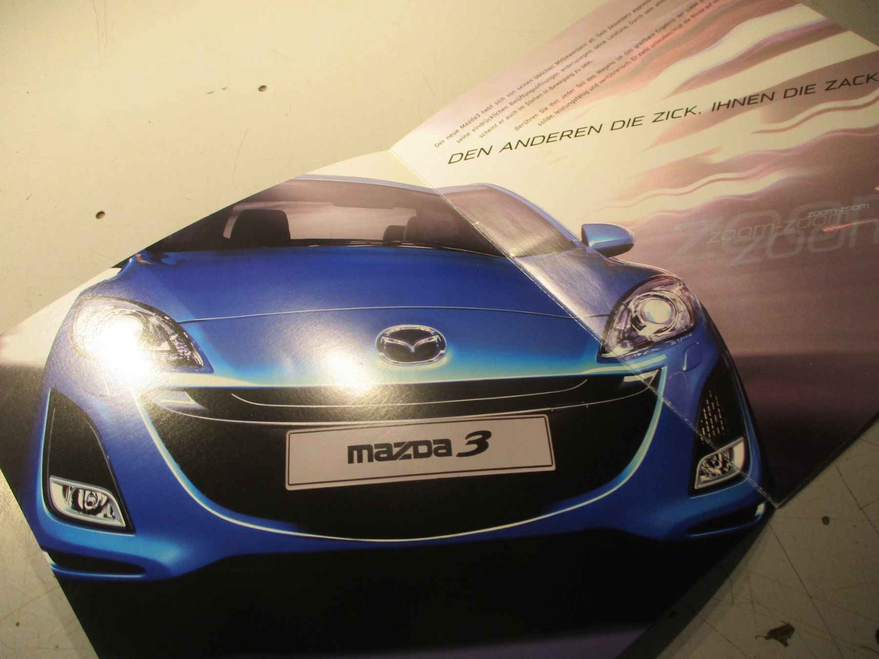 Mazda Documenti: ZOOM-ZOOM MAZDA 3 PROSPEKT – Usato da Langnau i. E. venduto da Superseven69 2