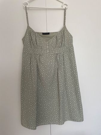 Trägerkleid Brandy Melville Farbe helles khaki Grösse XS/S