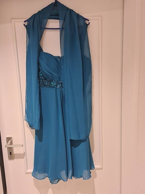 Kleider: Abendkleid mit Stola -1x getragen. – Gebraucht aus Ostermundigen von Sae_jr78 3